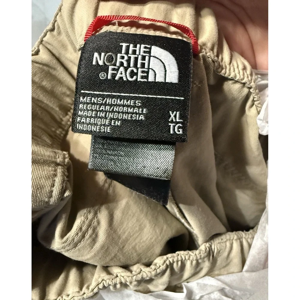 The North Face Size XL Khaki Convertible Pants Zip Off & Red‎ Plaid Shirt Outfit